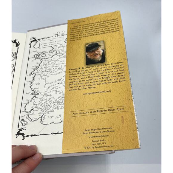 George Martin A Dance With Dragons Hardcover Book HBO Game Of Thrones - Picture 2 of 12